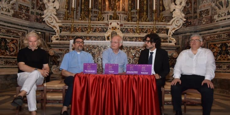 John Rutter, conferenza stampa al Duomo di San Cataldo
