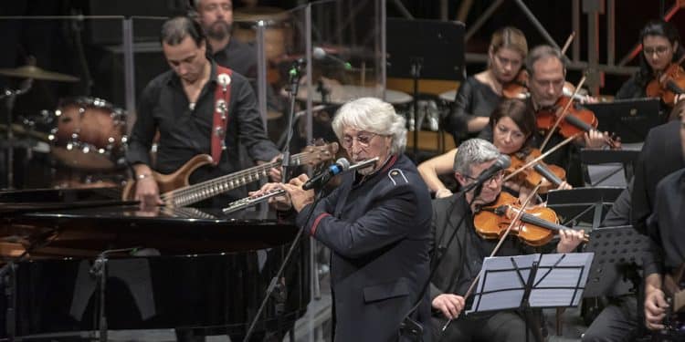 Ciao, Vittorio – L’Orchestra della Magna Grecia ricorda De Scalzi dei New Trolls