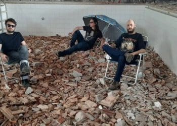 In The Rosemary Dreams emerge con il pensiero critico e il suono noise rock nel video di “Teleincision”