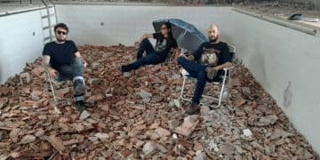 In The Rosemary Dreams emerge con il pensiero critico e il suono noise rock nel video di “Teleincision”