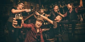 FIDDLER’S GREEN, in Italia sabato 5 agosto al Montelago Celtic Festival