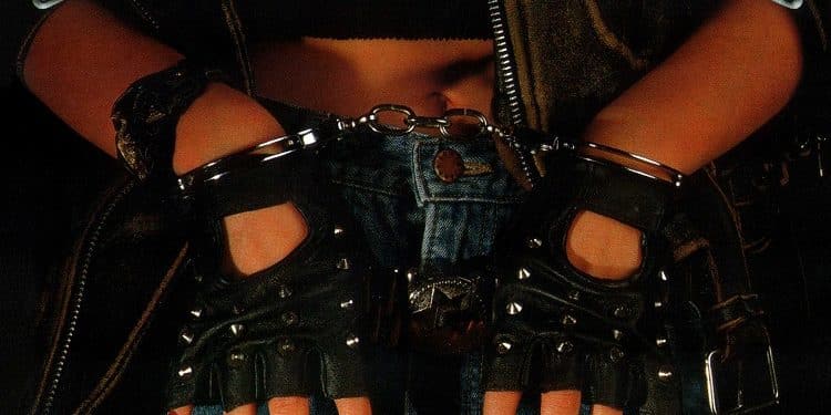 BAD SISTER – Out Of Business