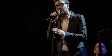 Willie Peyote, tutto esaurito e grandi emozioni al teatro Orfeo di Taranto