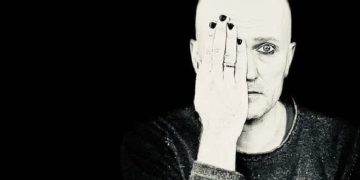 Il progetto tedesco Screaming Bones pubblica il video di “Dragonfly”