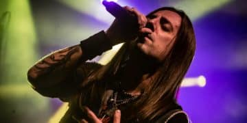 Hell In The Club: Dopo 14 anni il cantante e membro fondatore Dave non farà più parte della Line up