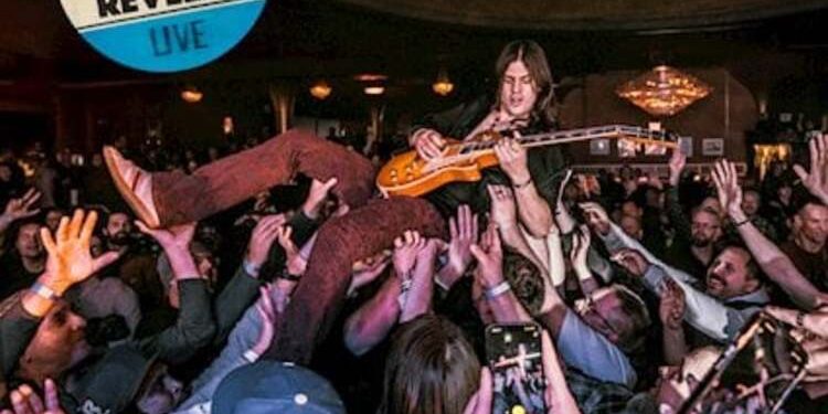 DIRTY HONEY – Mayhem And Revelry Live