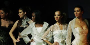 Société Colette rinasce: JustCarmen alla guida della nuova era della maison francese