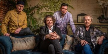 Asia tornano con una nuova formazione e firmano con Frontiers Music