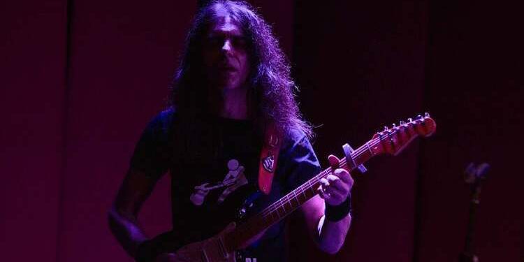 “Metal Starz”: il debutto solista di Luca Ballabio!