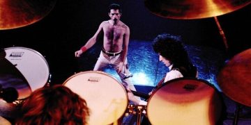 Freddie Mercury torna sul grande schermo: in sala lo storico live del 1981 “Queen. Rock Montréal”