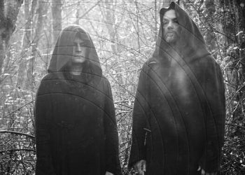 Sub Pop e Sunn O))) uniscono le forze: esce il maxi 12” “Eternity’s Pillars”