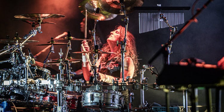 Savatage, cambio temporaneo alla batteria: Jeff Plate salta due date del tour europeo