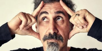 System of a Down: arriva in Italia l’autobiografia di Serj Tankian