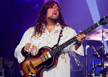 TESLA, Brian Wheat racconta la nascita di “Never Alone”: «Un riff nato per caso, ma è una canzone dei TESLA»